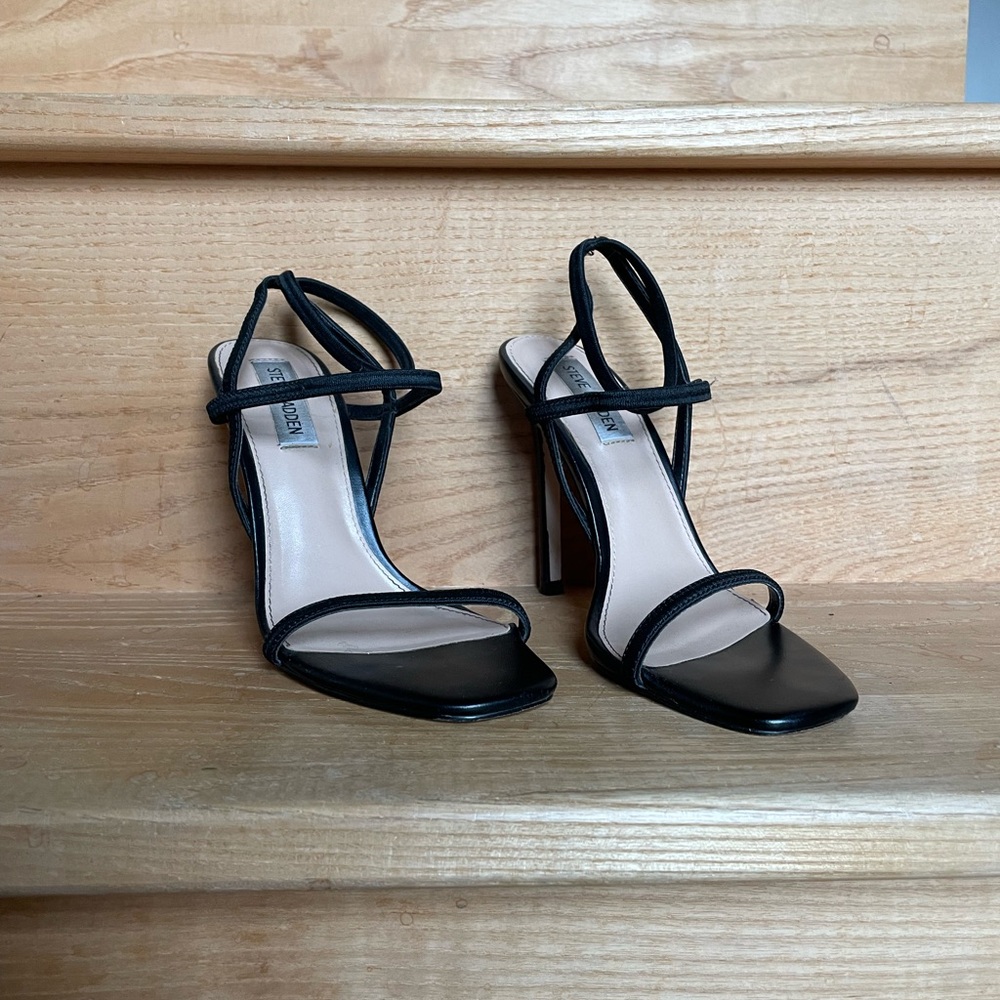 Steve Madden Black Elegant Heels